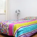 Rent 4 bedroom apartment in Seville