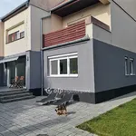 Rent 3 bedroom house of 78 m² in Békéscsaba