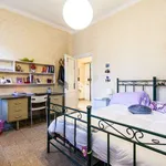 Rent a room of 120 m² in rome