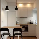 Rent 1 bedroom apartment of 38 m² in lisbon