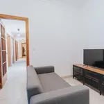 Rent a room of 130 m² in madrid