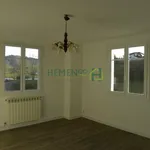 Appartement de 90 m² avec 4 chambre(s) en location à Saint