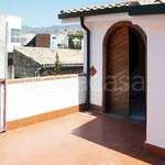 Rent 7 bedroom house of 200 m² in Fiumefreddo di Sicilia