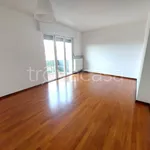 Rent 3 bedroom apartment of 92 m² in Villa Primavera