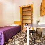 Rent a room of 125 m² in madrid