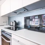 Rent 1 bedroom apartment of 452 m² in London