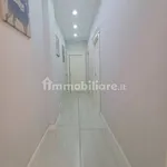 Affitto 2 camera appartamento di 60 m² in Naples