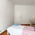 Rent a room in lisbon