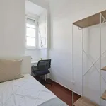 Rent a room in lisbon