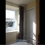 Rent 2 bedroom flat in Scotland