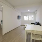 Rent 1 bedroom apartment of 60 m² in barcelona