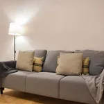 Rent a room of 350 m² in Barcelona