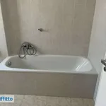 Rent 3 bedroom apartment of 88 m² in Bologna