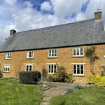 Rent 5 bedroom house in Northamptonshire