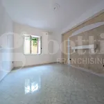 Rent 4 bedroom apartment of 90 m² in Monte di Procida