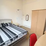 Rent 4 bedroom house in North West England