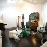 Rent 1 bedroom apartment of 40 m² in Paris