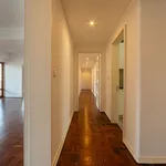 Rent 4 bedroom apartment of 201 m² in Lisbon