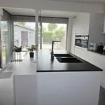 Rent 4 bedroom house in Plettinckplaats