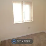 Rent 2 bedroom flat in North West England