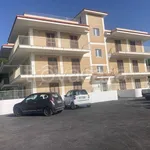 Affitto 5 camera appartamento di 149 m² in Pozzuoli