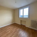 Appartement de 67 m² avec 1 chambre(s) en location à Ussel