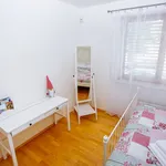 Pronajměte si 1 ložnic/e byt o rozloze 60 m² v Prague