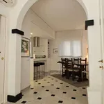 Appartamento arredato con terrazzo Centro