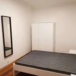 Rent a room in lisbon