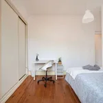 Rent a room in lisbon