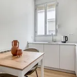 Rent 3 bedroom apartment of 45 m² in Madrid