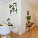 Rent 1 bedroom apartment of 60 m² in Porto