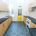 Rent 7 bedroom house in Leeds