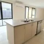 Rent 3 bedroom house in Wellard