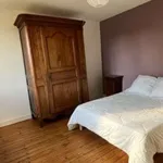 Maison de 190 m² avec 7 chambre(s) en location à Puisseguin