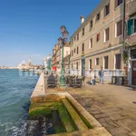 Rent 3 bedroom apartment of 75 m² in Venice