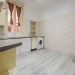 Rent a room of 200 m² in madrid