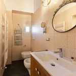 Rent 1 bedroom apartment of 55 m² in Florence