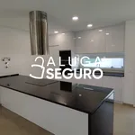 Rent 4 bedroom apartment of 181 m² in Setúbal