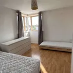 Rent a room of 50 m² in dublin