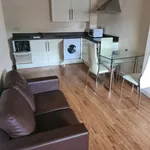 Rent 2 bedroom flat in Leicester