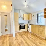 Rent 3 bedroom flat in Wales