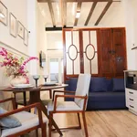 Rent 1 bedroom apartment of 538 m² in Valencia