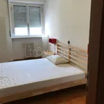 Rent 6 bedroom apartment of 150 m² in Milano