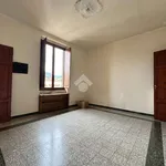 Affitto 5 camera appartamento di 149 m² in La Spezia