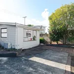 Rent 4 bedroom house in Auckland