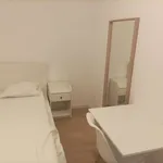 Rent a room in lisbon