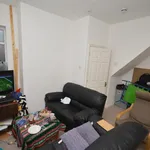 Rent 5 bedroom flat in West Midlands