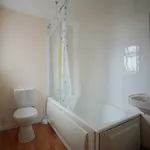 Rent 2 bedroom flat in Bristol