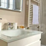 Rent 2 bedroom apartment of 50 m² in Milano